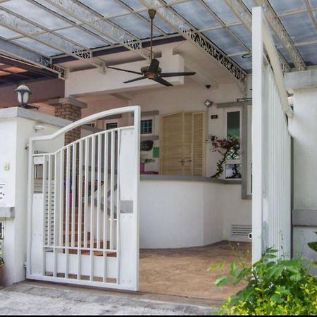 Nautilus Bay Home Inn George Town Zewnętrze zdjęcie